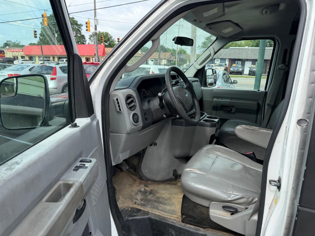 2011 Ford E-150 - $5,995