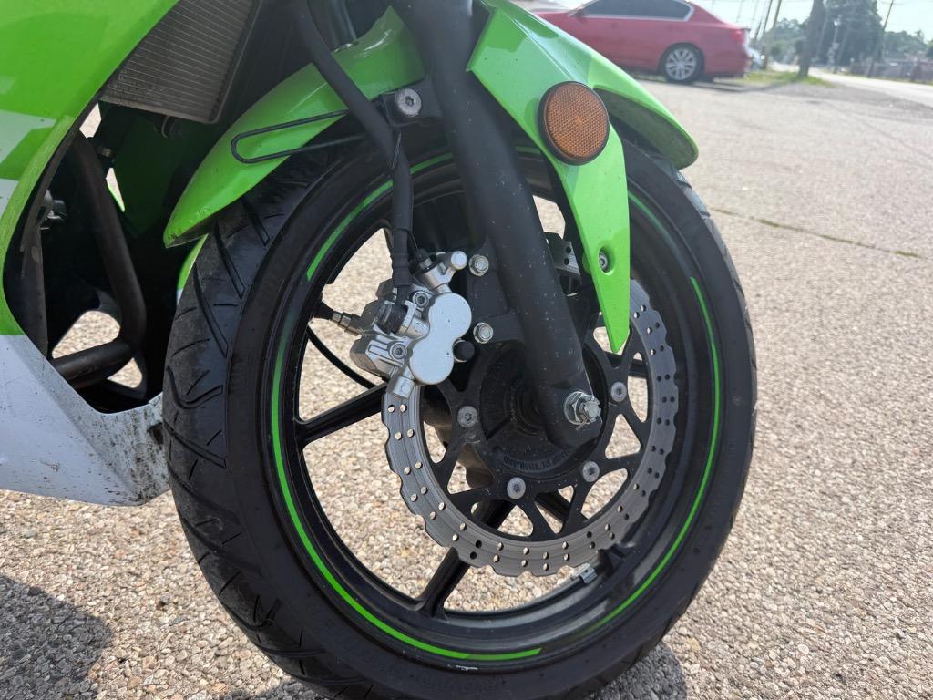 2010 Kawasaki Ninja 250r - $3,995