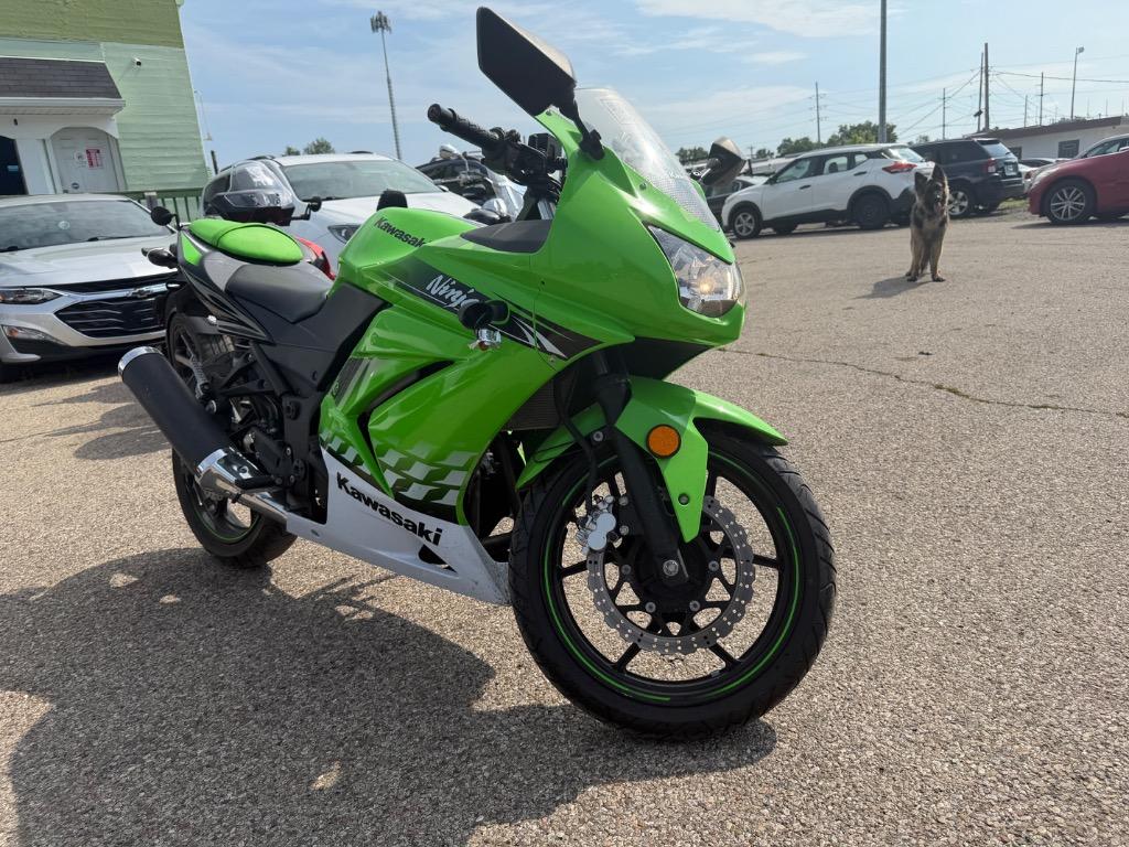 2010 Kawasaki Ninja 250r - $3,995