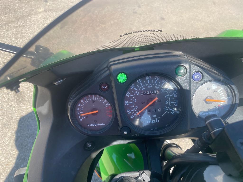 2010 Kawasaki Ninja 250r - $3,995