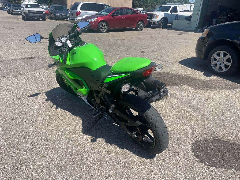 2010 Kawasaki Ninja 250r - $3,995