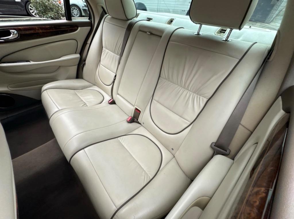 2006 Jaguar XJ - $5,999