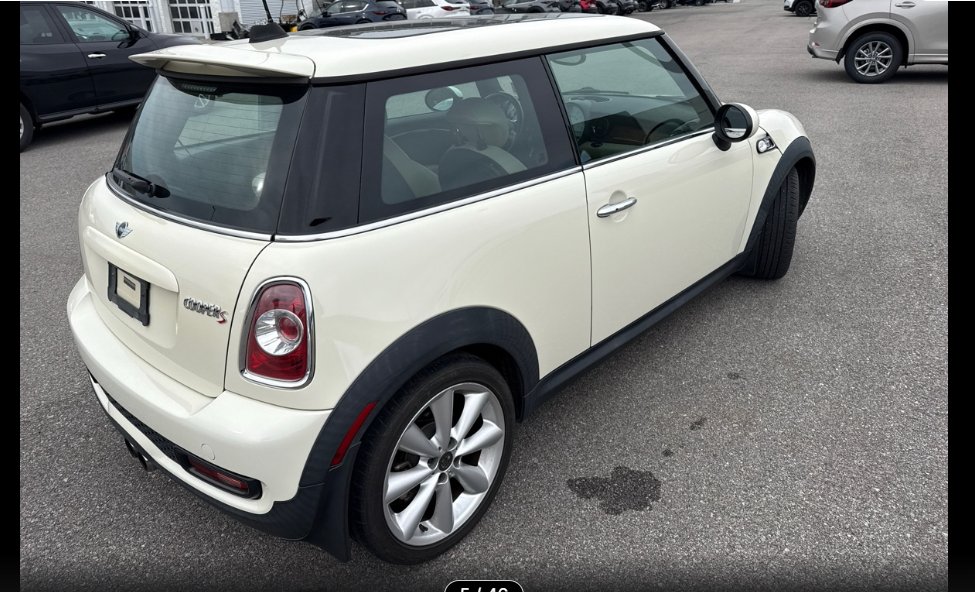 2011 MINI Cooper S photo