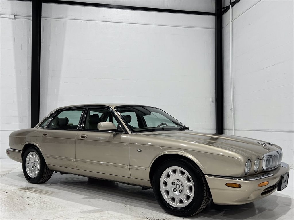 2000 Jaguar S-Type