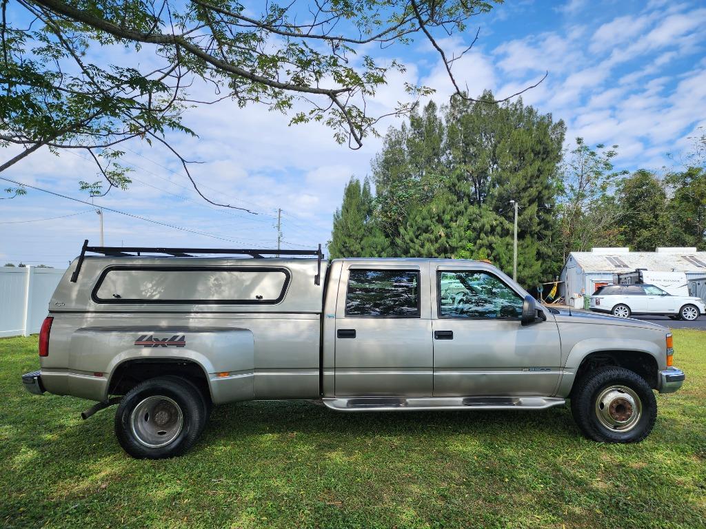 2000 Chevrolet RSX K3500 LS photo