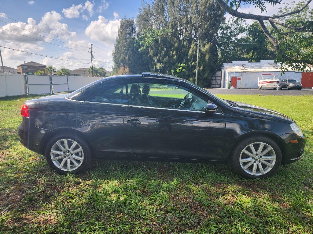 2009 Volkswagen Eos - $5,500