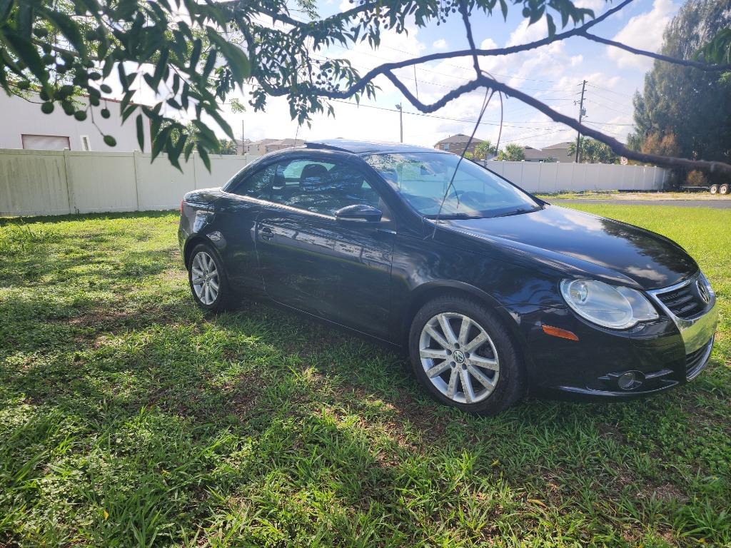 2009 Volkswagen Eos - $5,500