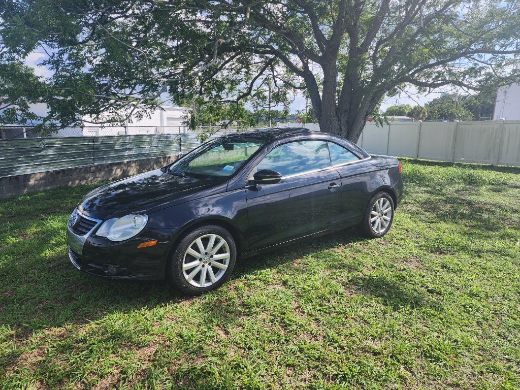 2009 Volkswagen Eos - $5,500