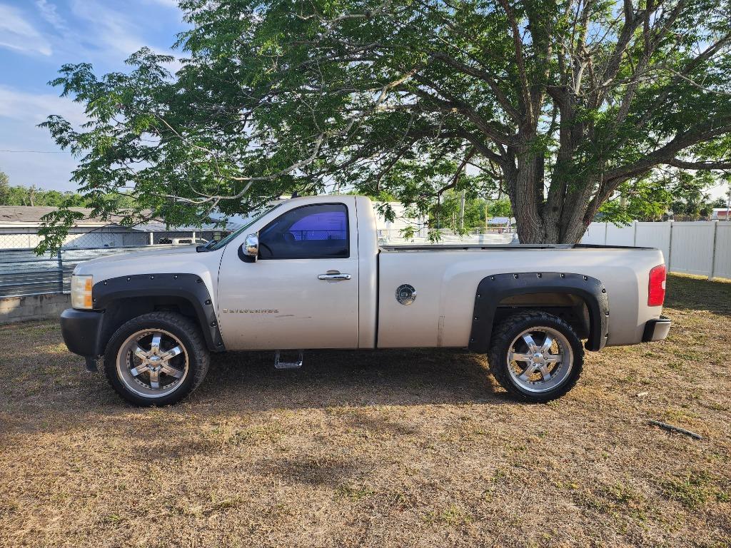 2007 Chevrolet Silverado 1500 Work Truck photo