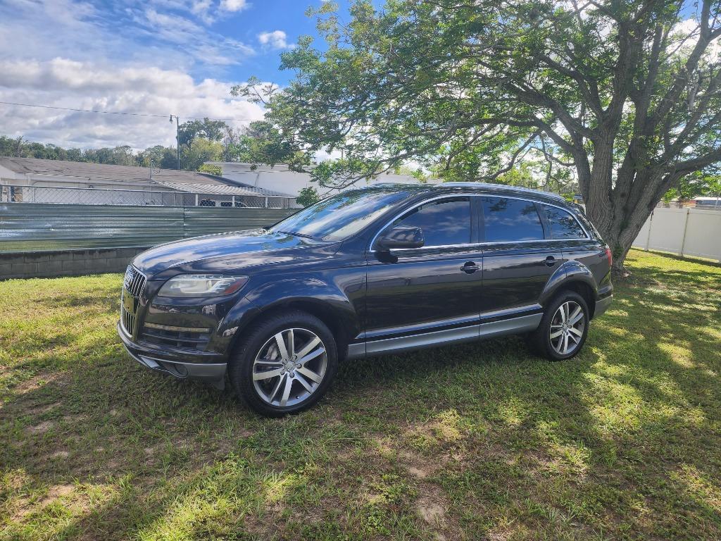 2013 Audi Q7 - $9,000