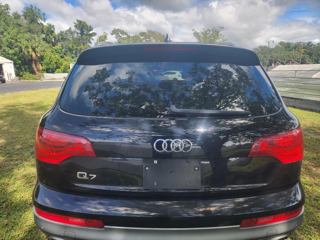 2013 Audi Q7 - $9,000