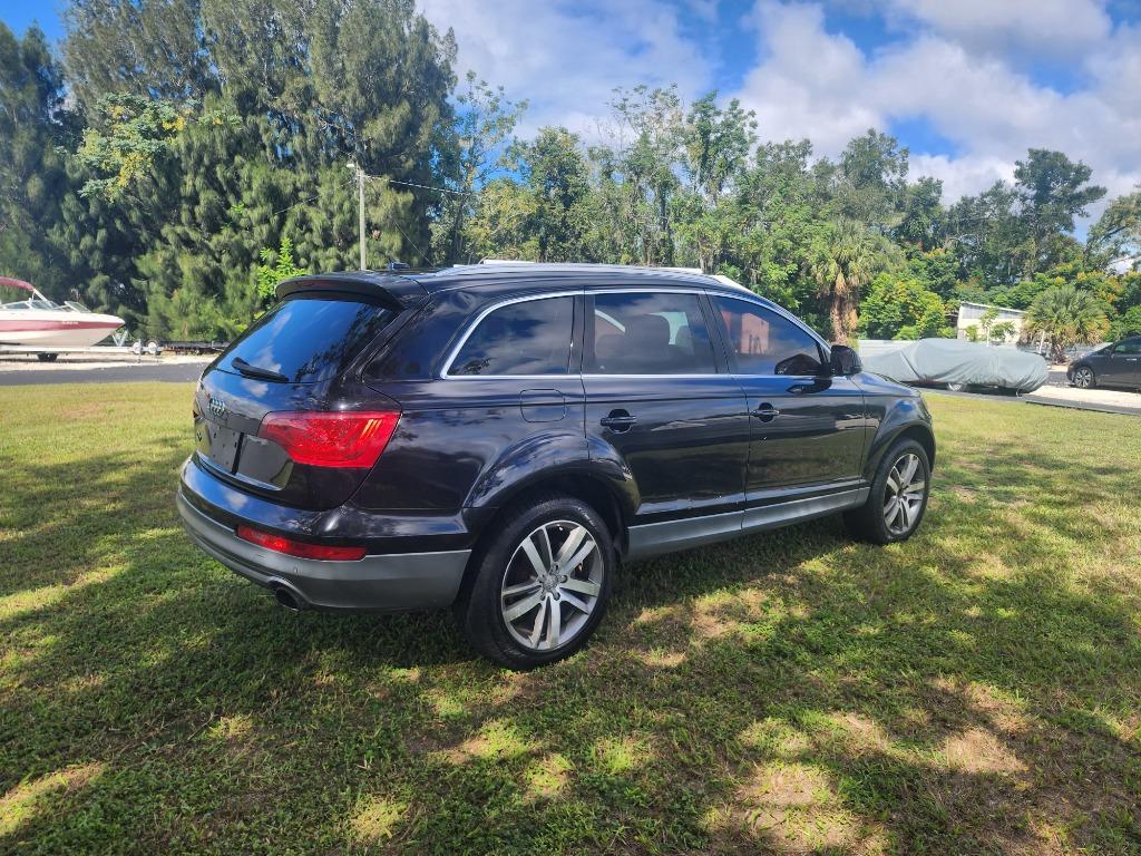 2013 Audi Q7 - $9,000