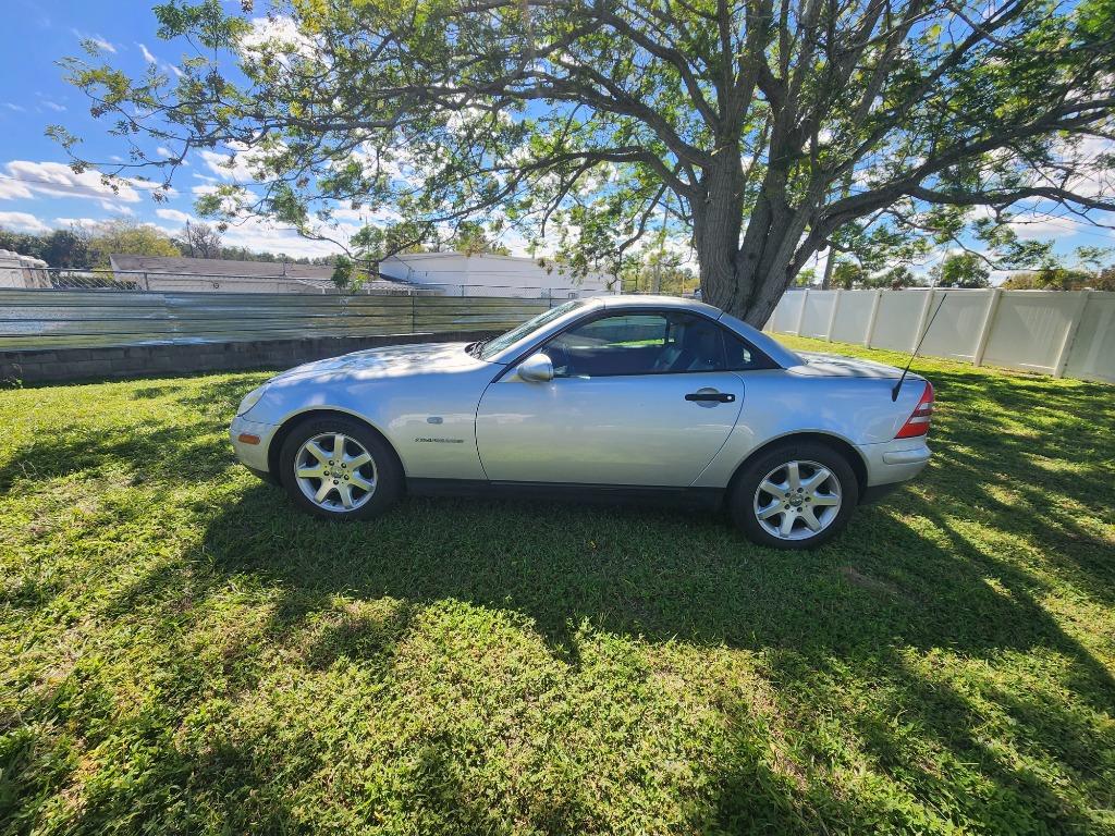1999 Mercedes-Benz SLK-Class - $5,500
