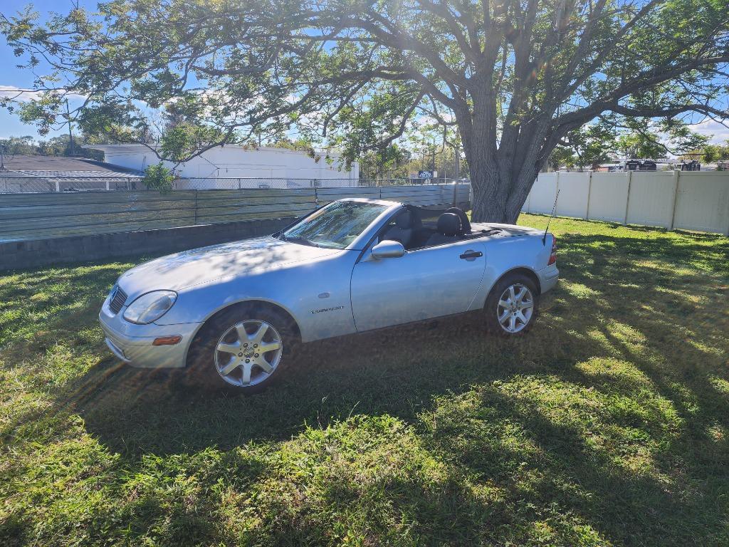 1999 Mercedes-Benz SLK-Class - $5,500