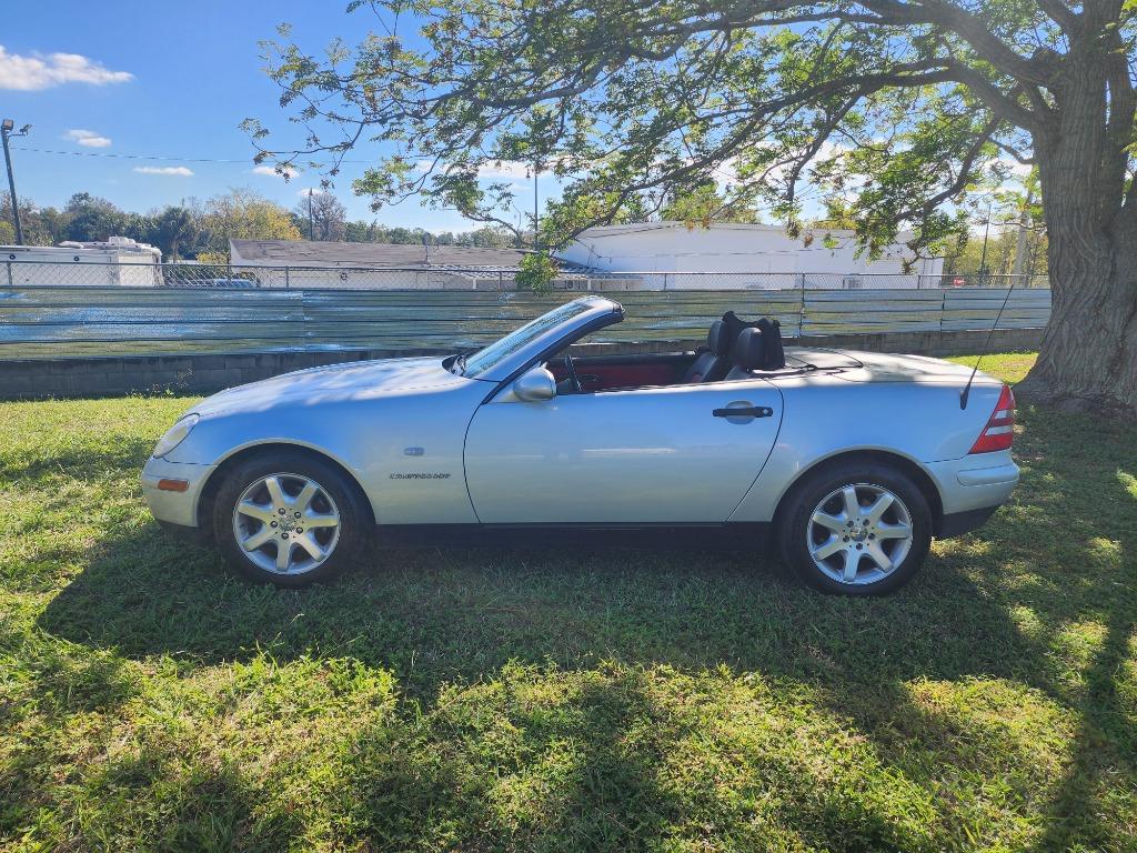 1999 Mercedes-Benz SLK-Class - $5,500
