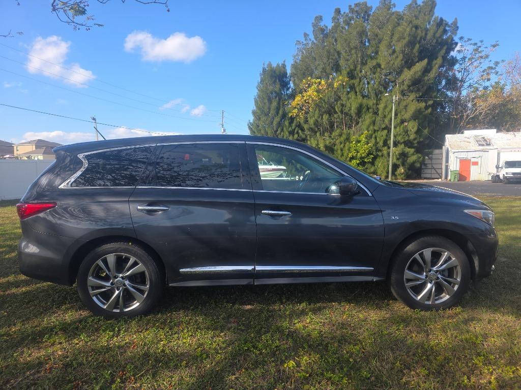 2014 INFINITI QX60 - $8,500