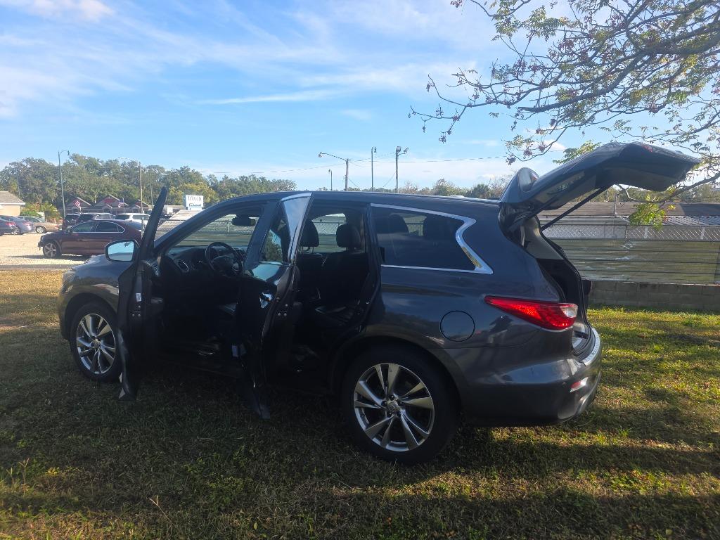 2014 INFINITI QX60 - $8,500