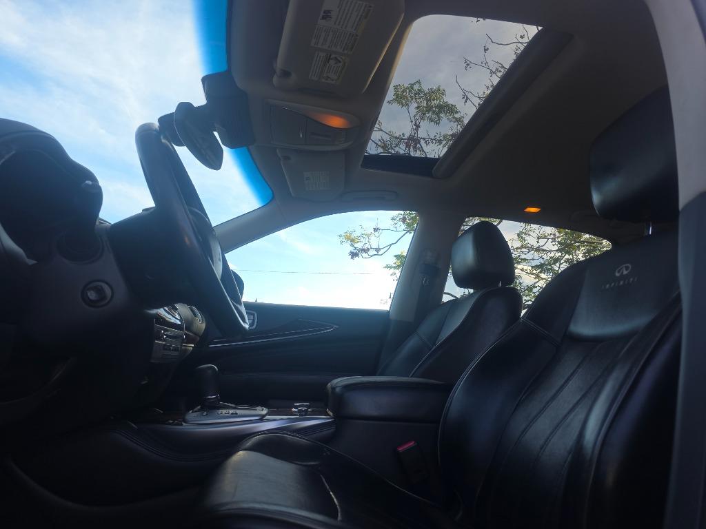 2014 INFINITI QX60 - $8,500