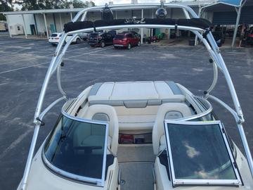 2009 SEA RAY 210 Bowrider - $23,500