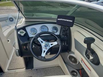 2009 SEA RAY 210 Bowrider - $23,500