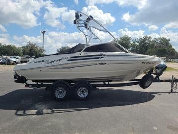 2009 SEA RAY 210 Bowrider - $23,500