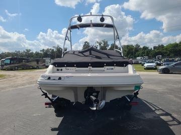 2009 SEA RAY 210 Bowrider - $23,500