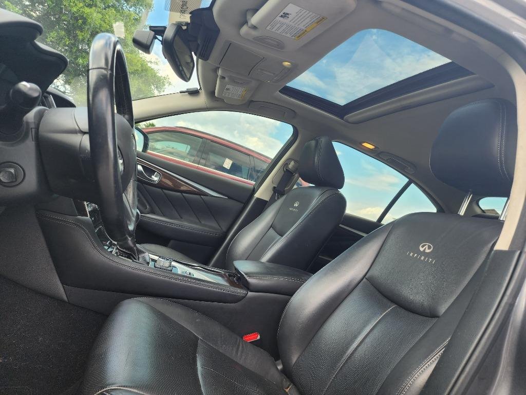 2014 INFINITI Q50 - $9,500