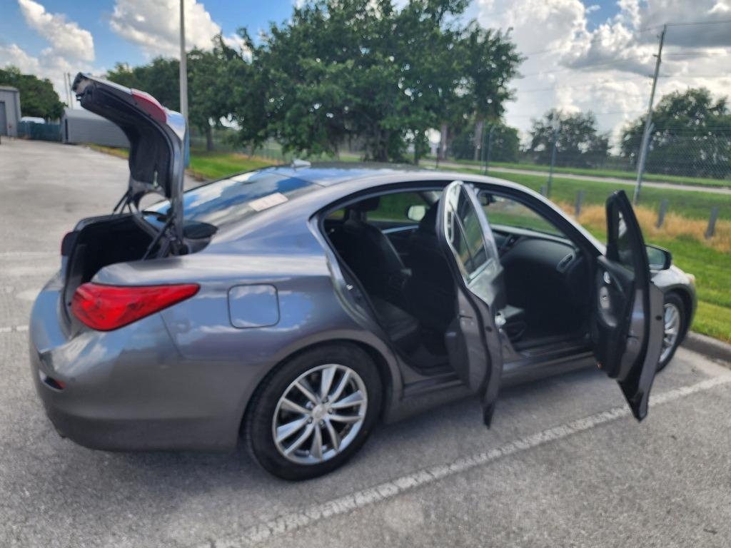2014 INFINITI Q50 - $9,500