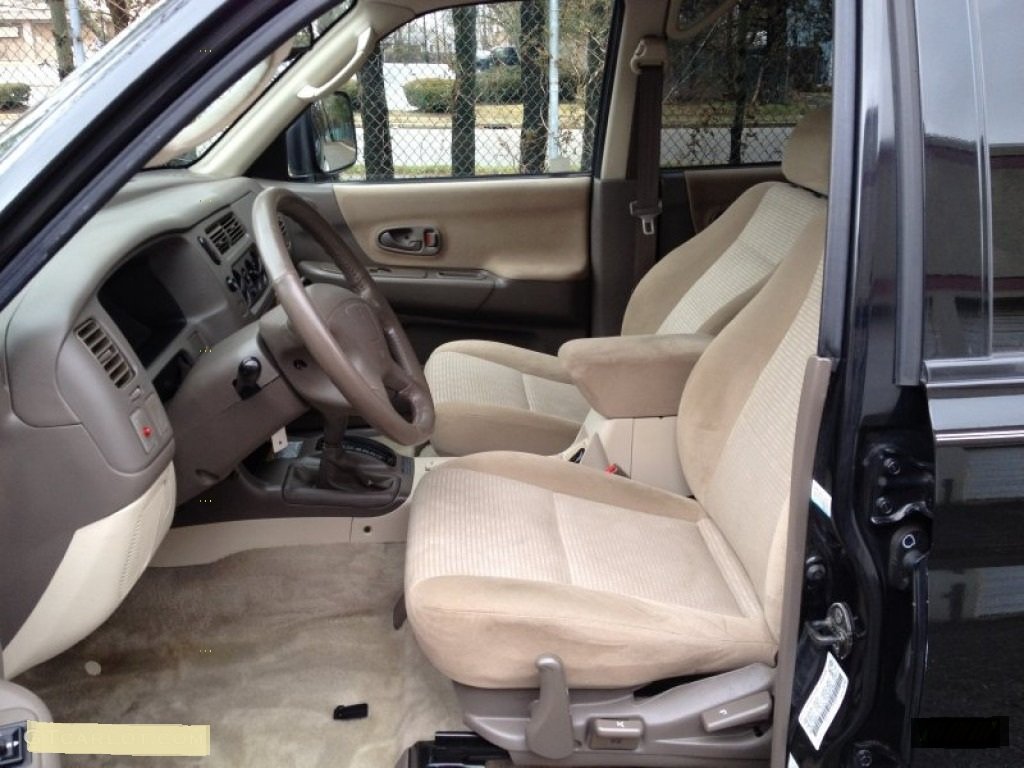 2002 Mitsubishi Montero - $6,500