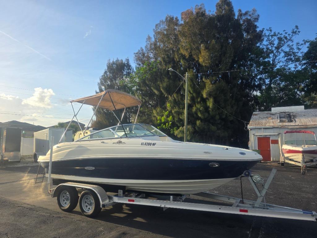 2007 SEA RAY 200 Sundeck - $12,500