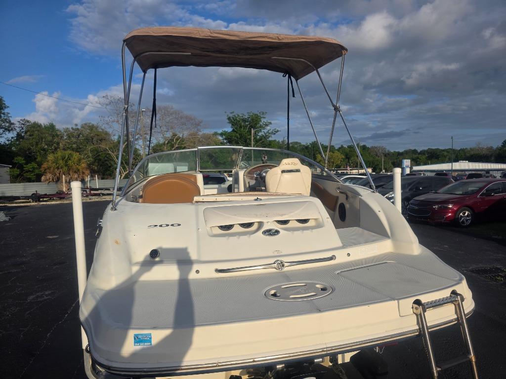 2007 SEA RAY 200 Sundeck - $12,500