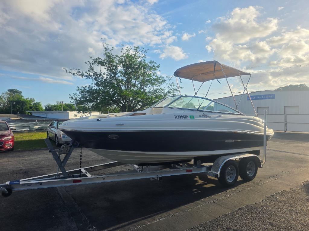 2007 SEA RAY 200 Sundeck - $12,500