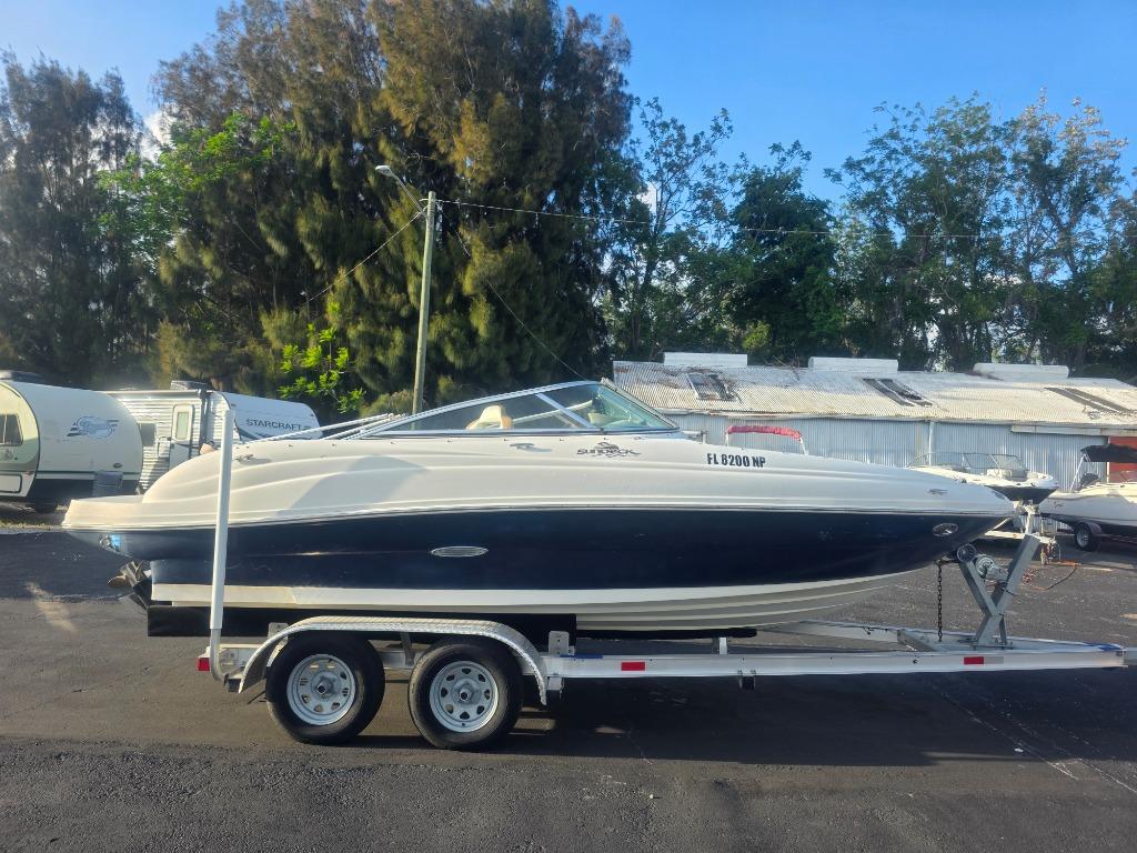 2007 SEA RAY 200 Sundeck - $12,500