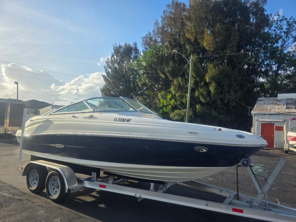 2007 SEA RAY 200 Sundeck - $12,500
