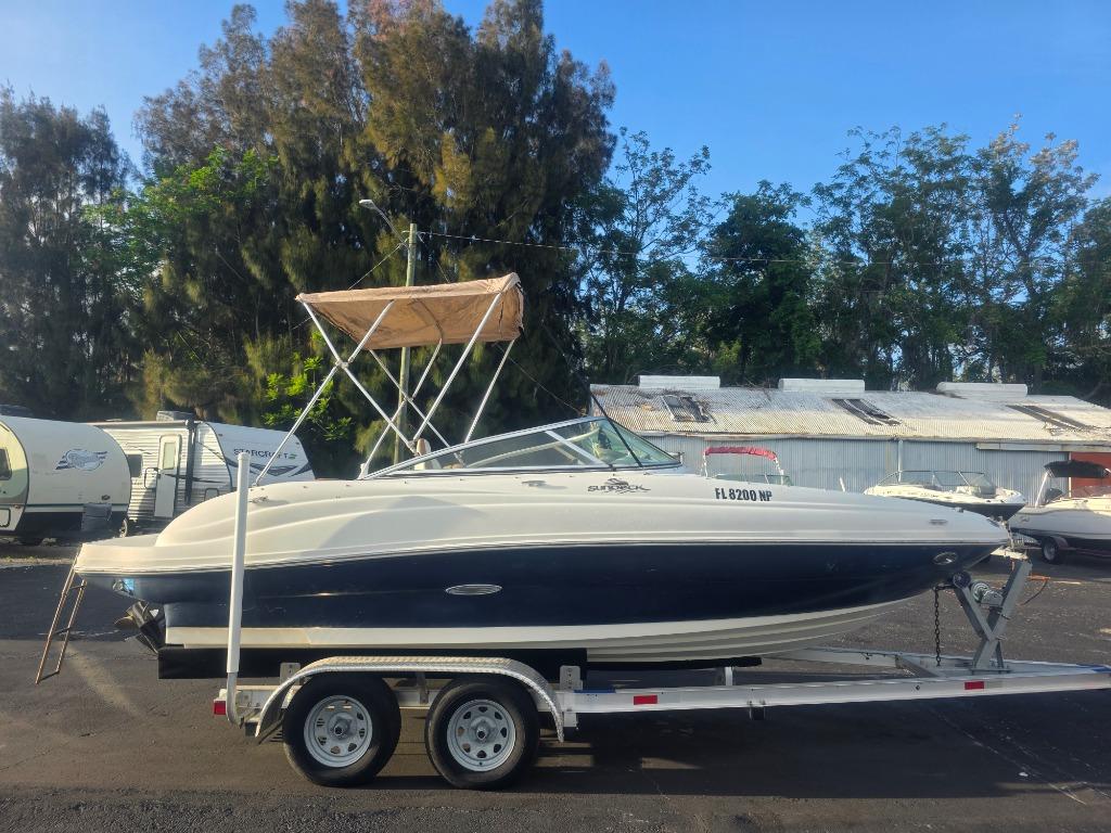 2007 SEA RAY 200 Sundeck - $12,500