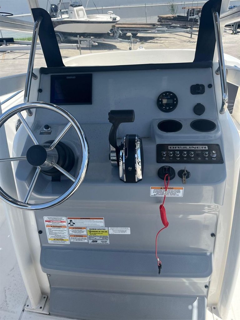 2023 Bayliner Trophy T22cc Marine - $55,000