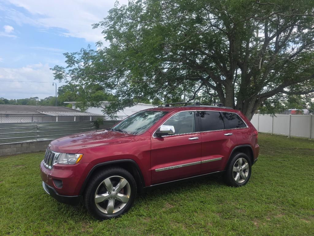 2013 Jeep Cherokee - $9,500