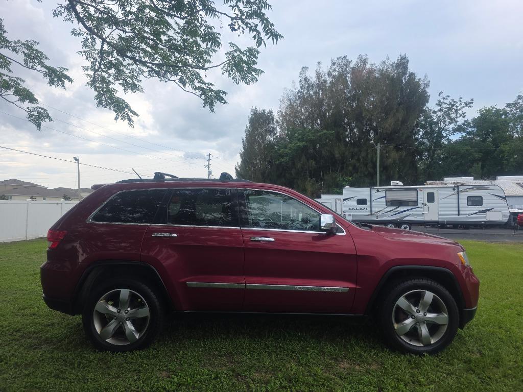 2013 Jeep Cherokee - $9,500