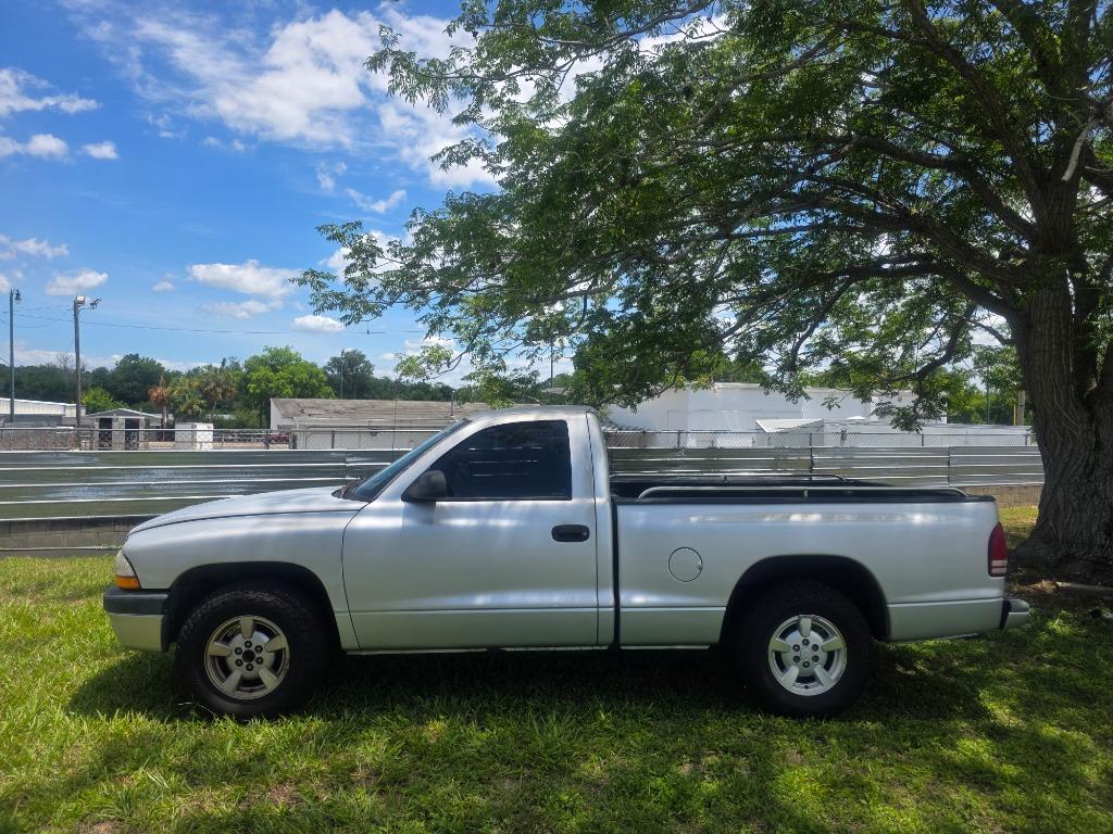 2001 Dodge Dakota - $4,500