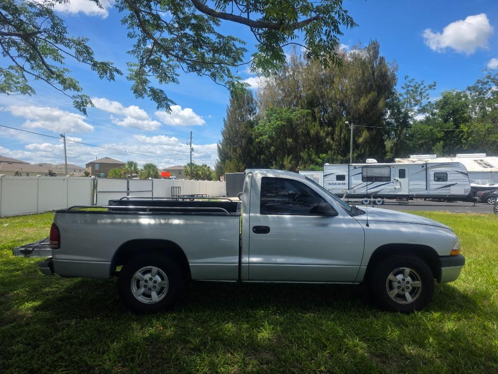 2001 Dodge Dakota - $4,500