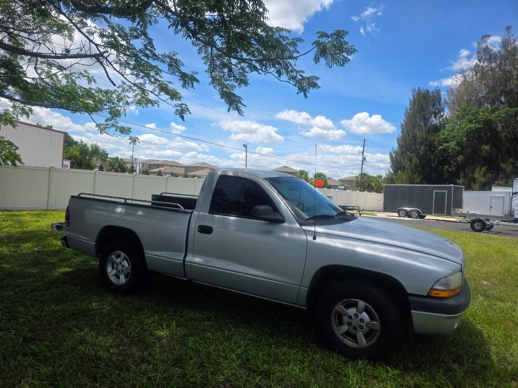 2001 Dodge Dakota - $4,500
