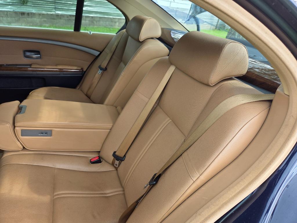 2005 BMW 7 Series - $9,500