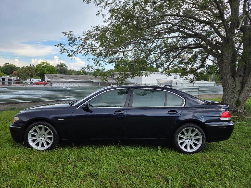 2005 BMW 7 Series - $9,500