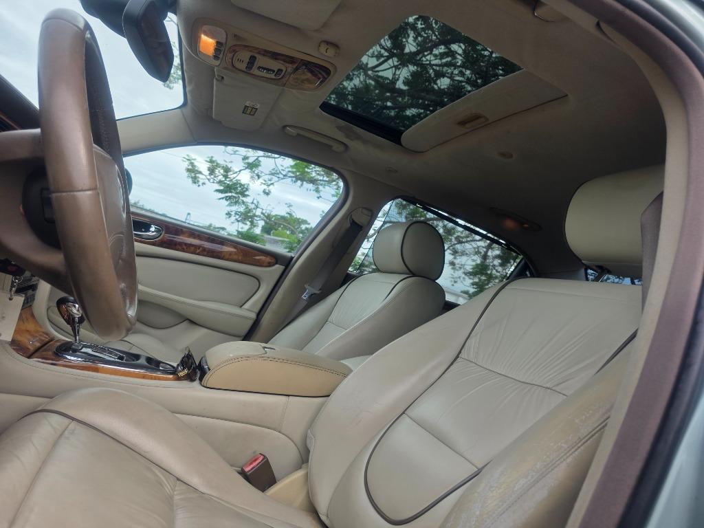 2007 Jaguar XJ - $12,500