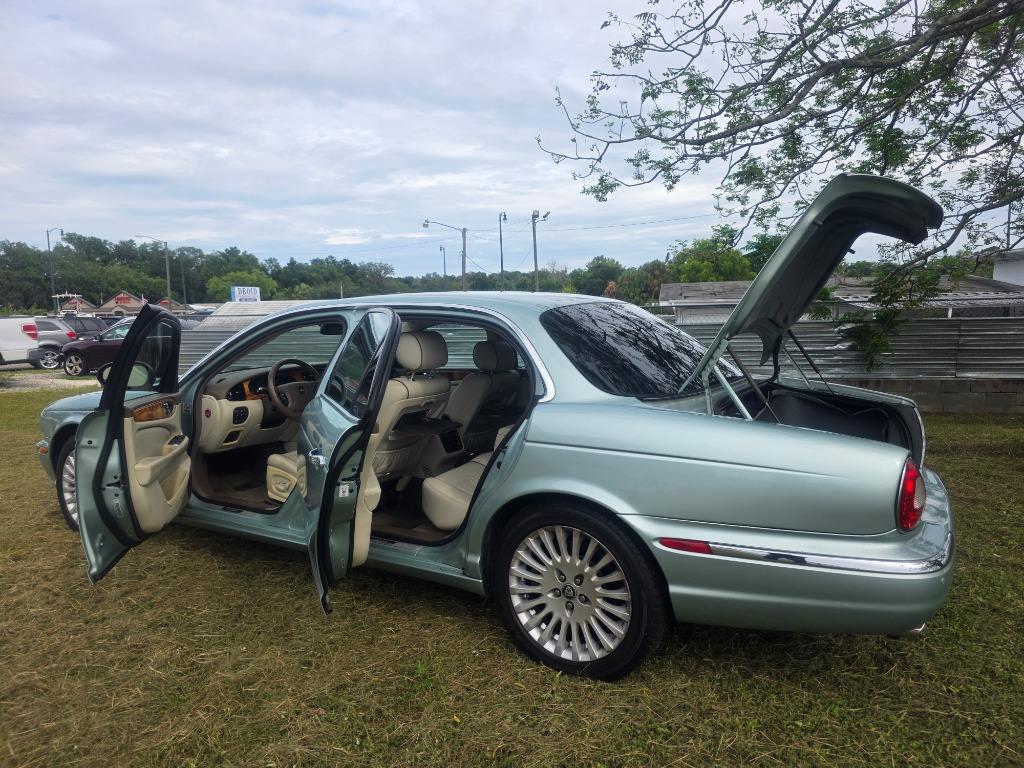2007 Jaguar XJ - $12,500