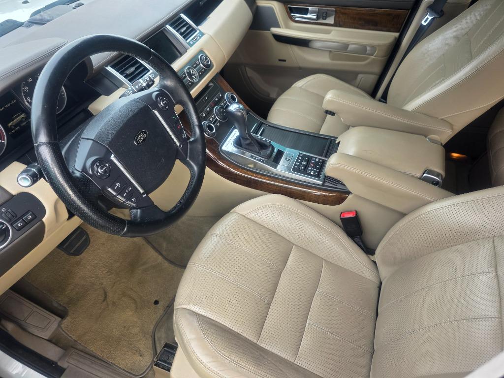2013 Land Rover Range Rover Sport - $12,500