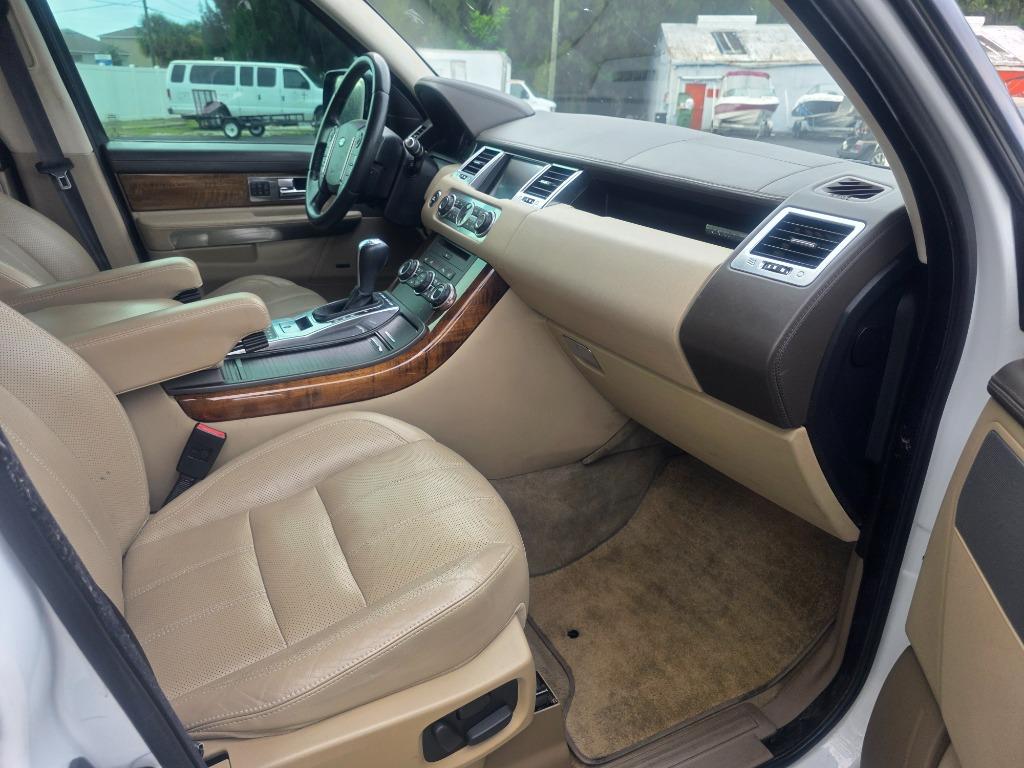 2013 Land Rover Range Rover Sport - $12,500