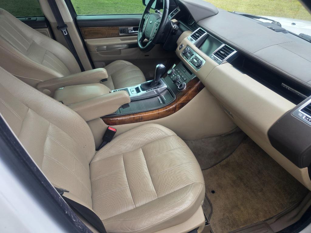 2013 Land Rover Range Rover Sport - $12,500