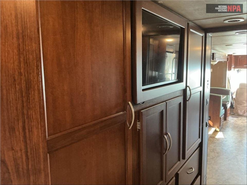 2016 Coachmen/Forrest RIV M-35 LS Mirada Serie - $25,000