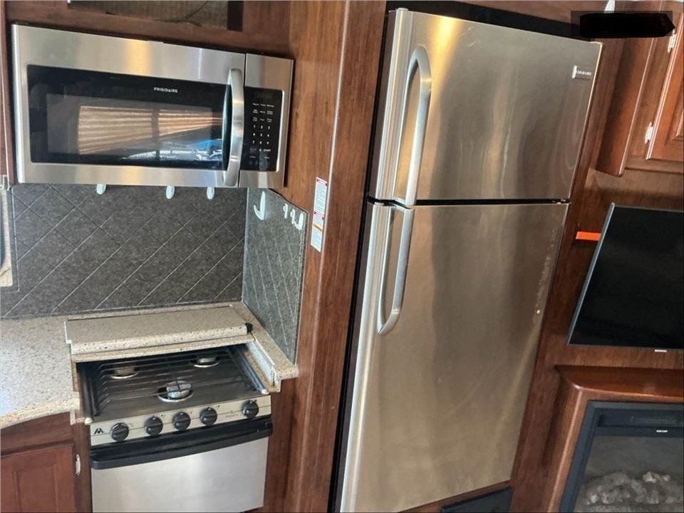 2016 Ford Motorhome Chassis - $35,000